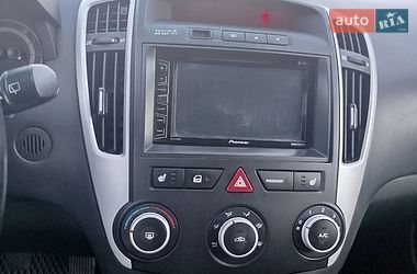 Универсал Kia Ceed 2011 в Каменец-Подольском