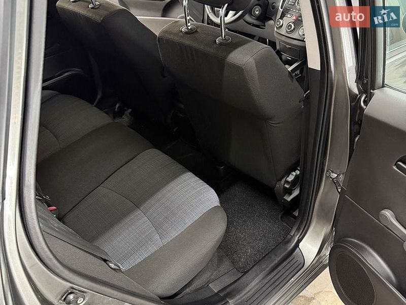 Универсал Kia Ceed 2010 в Луцке