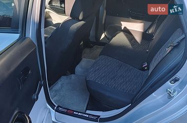 Хетчбек Kia Ceed 2008 в Ужгороді