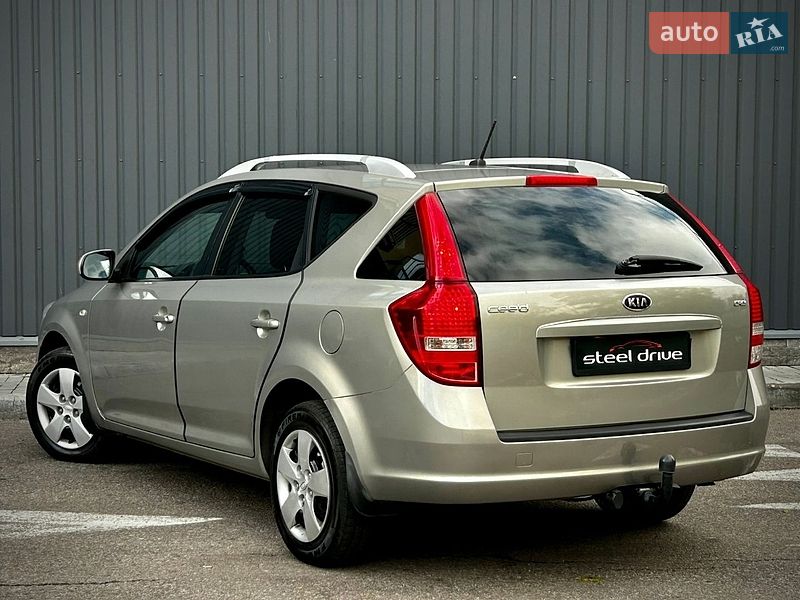 Универсал Kia Ceed 2010 в Николаеве фото 3 Универсал Kia Ceed 2010 в Николаеве