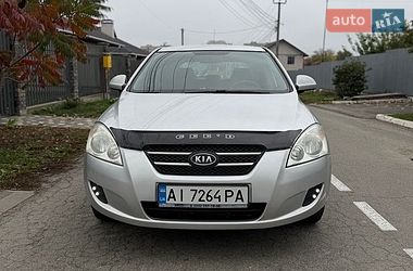 Хэтчбек Kia Ceed 2008 в Киеве