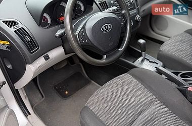 Хэтчбек Kia Ceed 2008 в Киеве