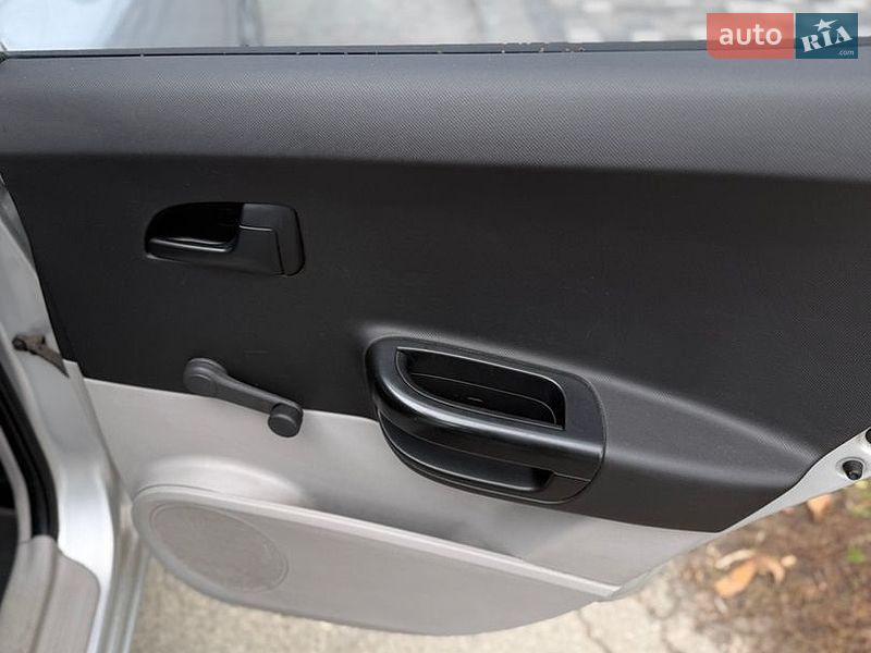 Хэтчбек Kia Ceed 2008 в Киеве