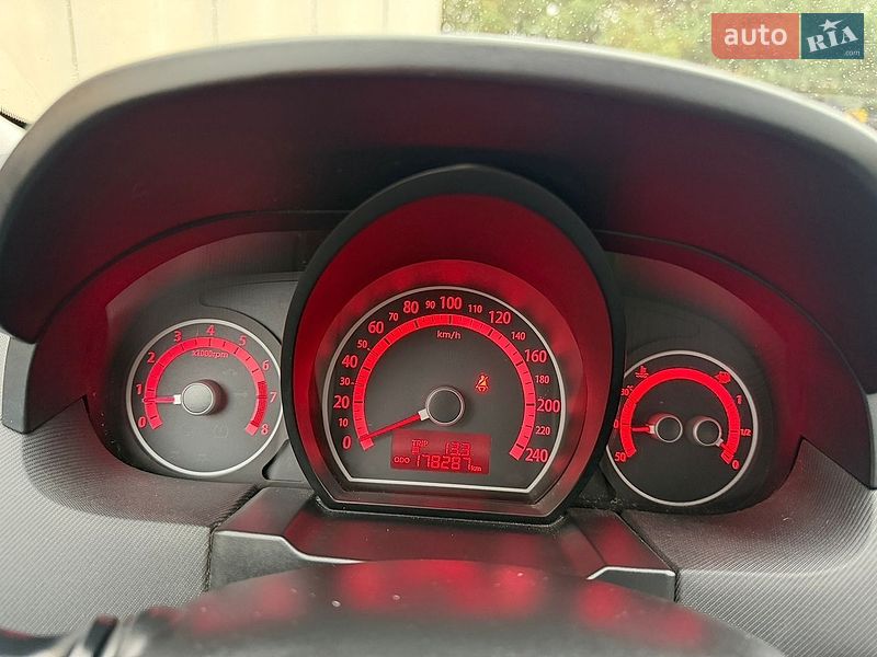 Универсал Kia Ceed 2010 в Луцке