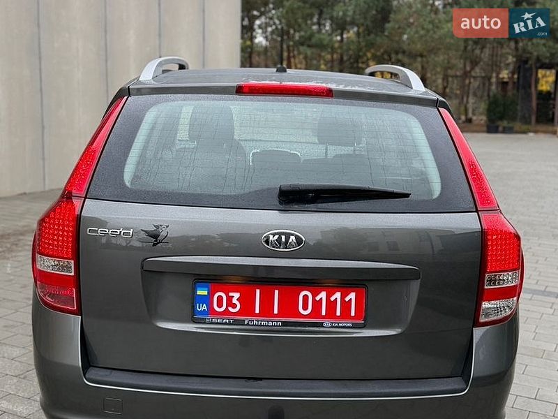 Универсал Kia Ceed 2010 в Луцке