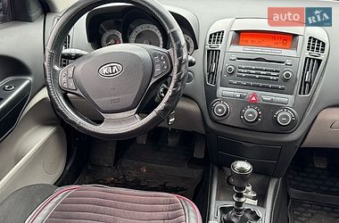 Хэтчбек Kia Ceed 2008 в Киеве фото 18 Хэтчбек Kia Ceed 2008 в Киеве
