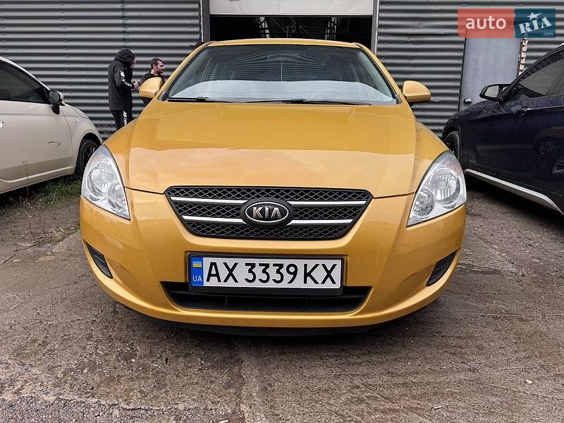 Хетчбек Kia Ceed 2008 в Харкові