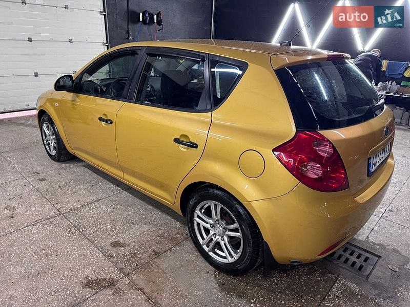 Хетчбек Kia Ceed 2008 в Харкові