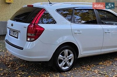 Універсал Kia Ceed 2011 в Дніпрі