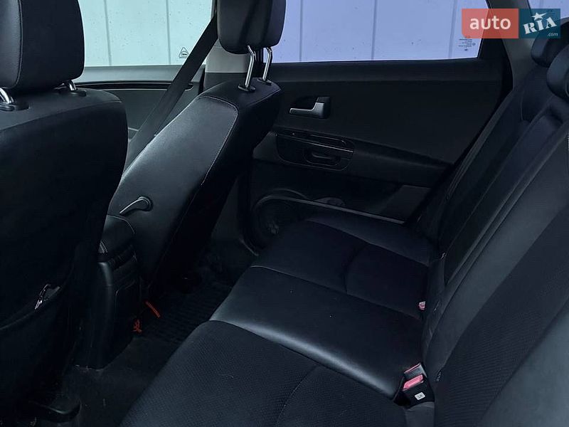 Универсал Kia Ceed 2010 в Житомире