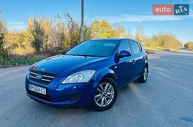 Хетчбек Kia Ceed 2007 в Конотопі