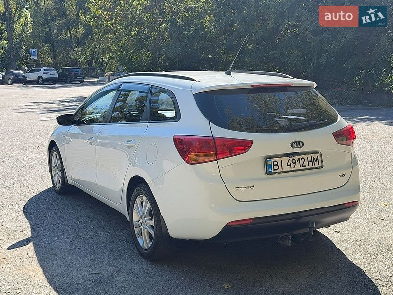 Універсал Kia Ceed 2013 в Полтаві