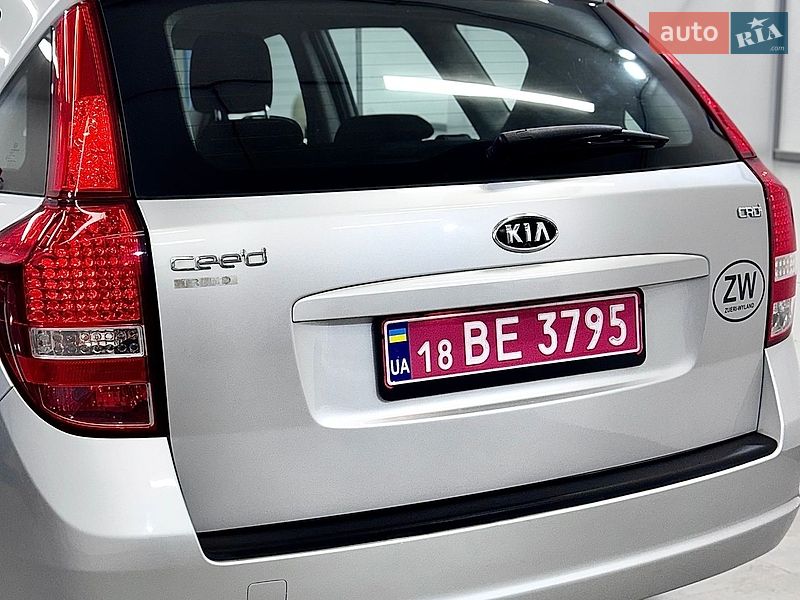 Універсал Kia Ceed 2010 в Стрию фото 4 Універсал Kia Ceed 2010 в Стрию