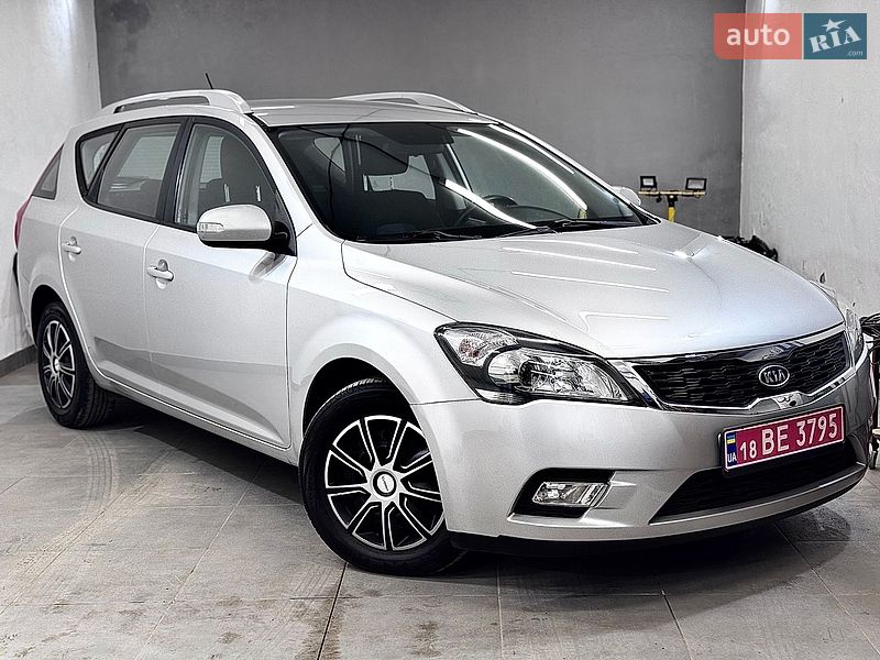 Універсал Kia Ceed 2010 в Стрию фото 6 Універсал Kia Ceed 2010 в Стрию