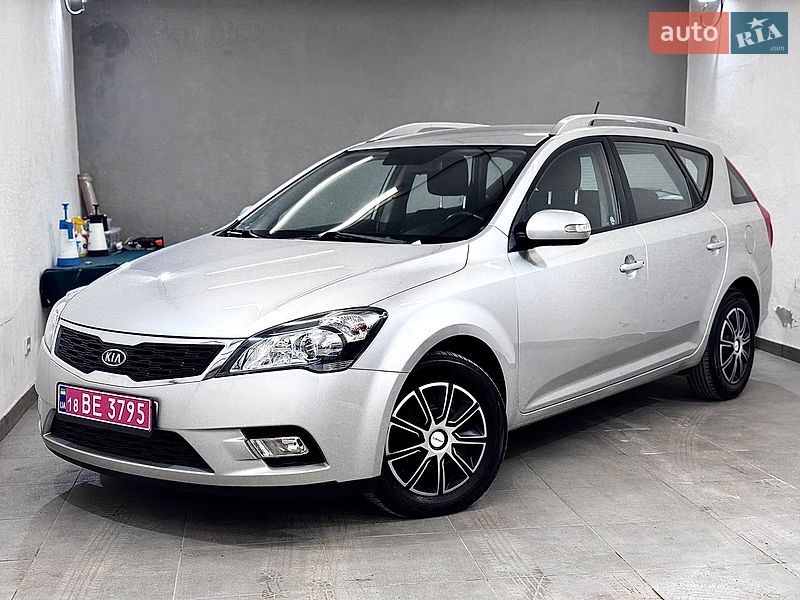 Універсал Kia Ceed 2010 в Стрию фото 39 Універсал Kia Ceed 2010 в Стрию