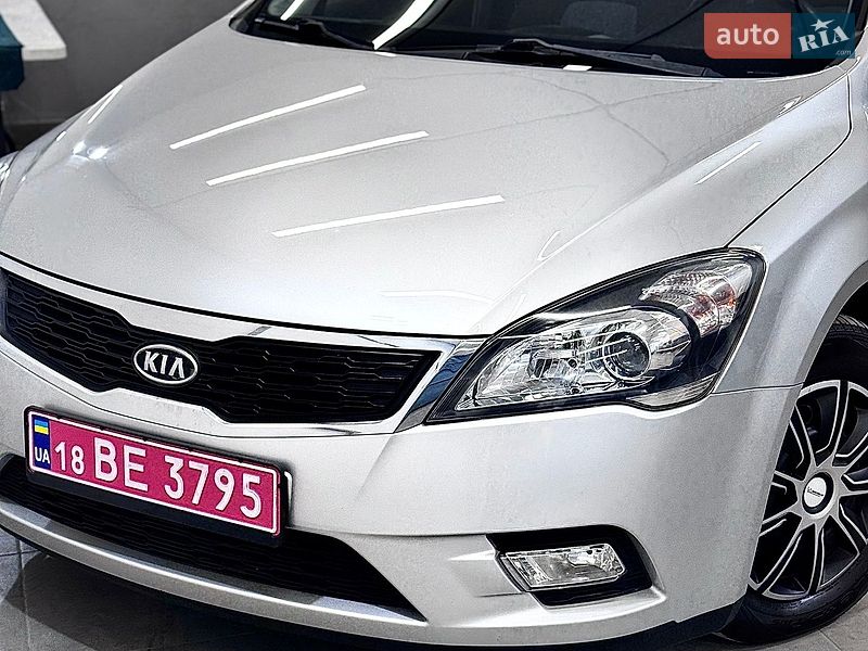 Універсал Kia Ceed 2010 в Стрию фото 41 Універсал Kia Ceed 2010 в Стрию