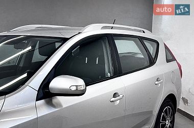 Універсал Kia Ceed 2010 в Стрию фото 47 Універсал Kia Ceed 2010 в Стрию