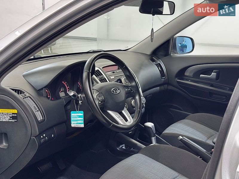 Універсал Kia Ceed 2010 в Стрию фото 122 Універсал Kia Ceed 2010 в Стрию