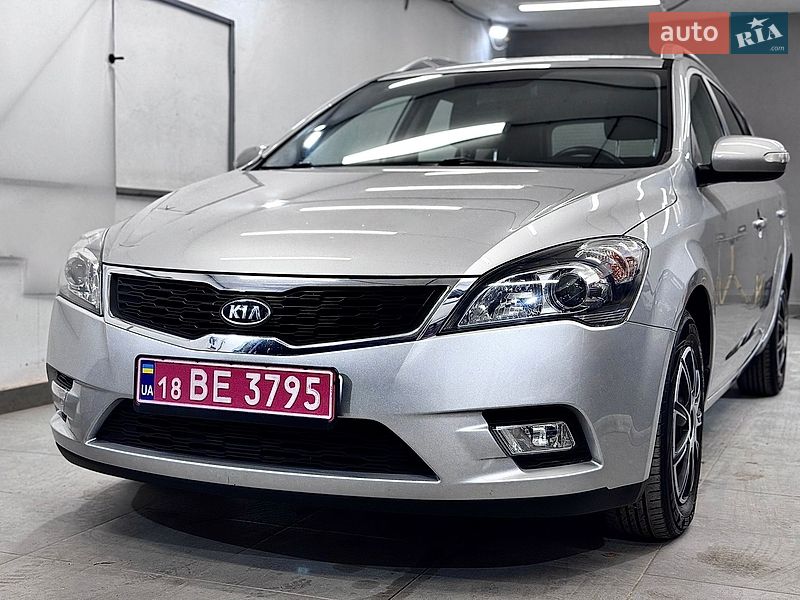 Універсал Kia Ceed 2010 в Стрию фото 166 Універсал Kia Ceed 2010 в Стрию