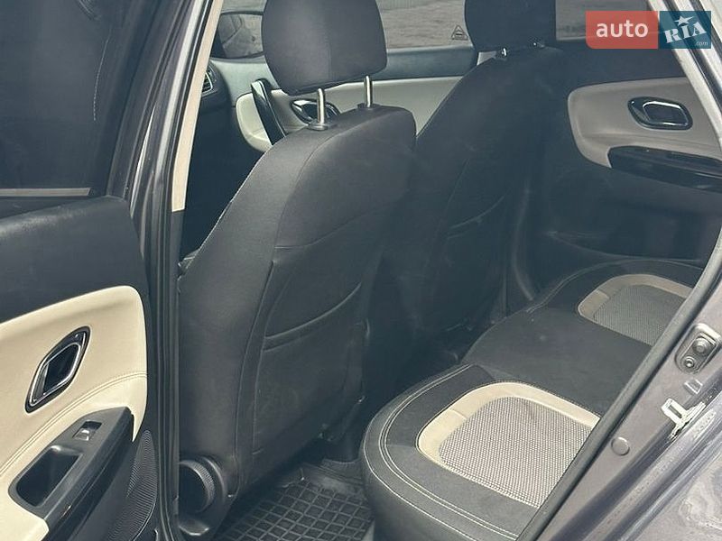 Хетчбек Kia Ceed 2012 в Чорткові