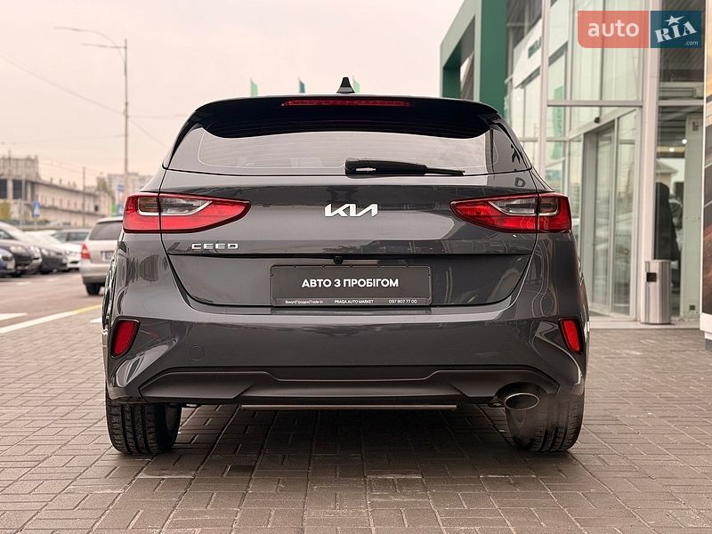 Хэтчбек Kia Ceed 2023 в Киеве