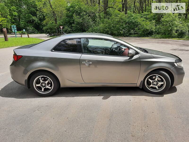 Купе Kia Cerato Koup 2011 в Фастові