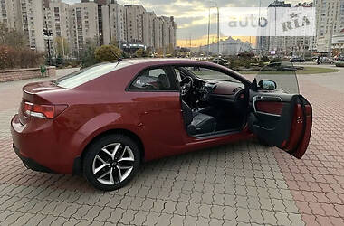 Купе Kia Cerato Koup 2010 в Киеве