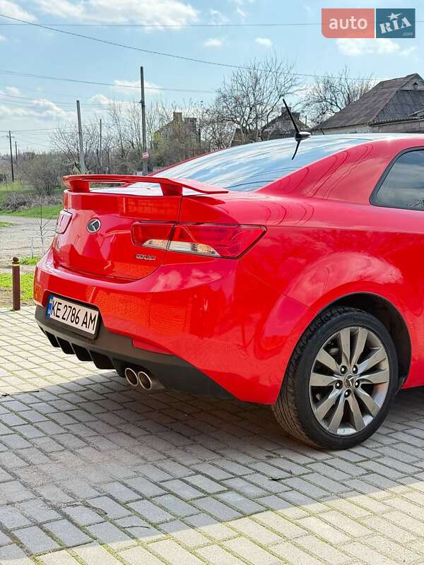 Купе Kia Cerato Koup 2010 в Днепре