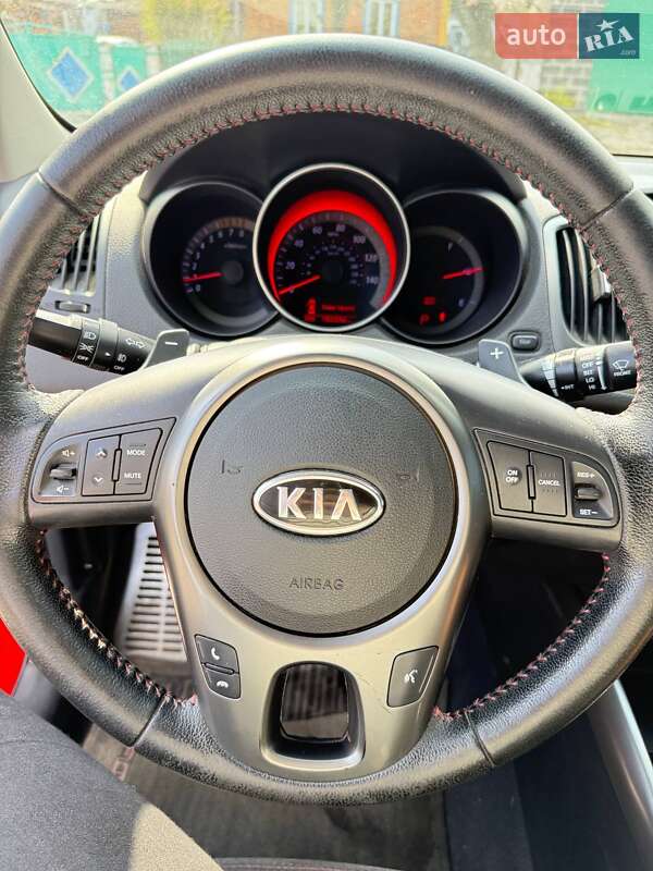 Купе Kia Cerato Koup 2010 в Днепре