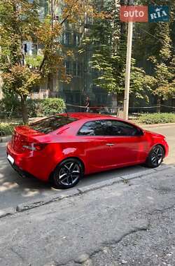 Купе Kia Cerato Koup 2011 в 