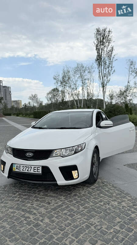 Купе Kia Cerato Koup 2011 в Днепре