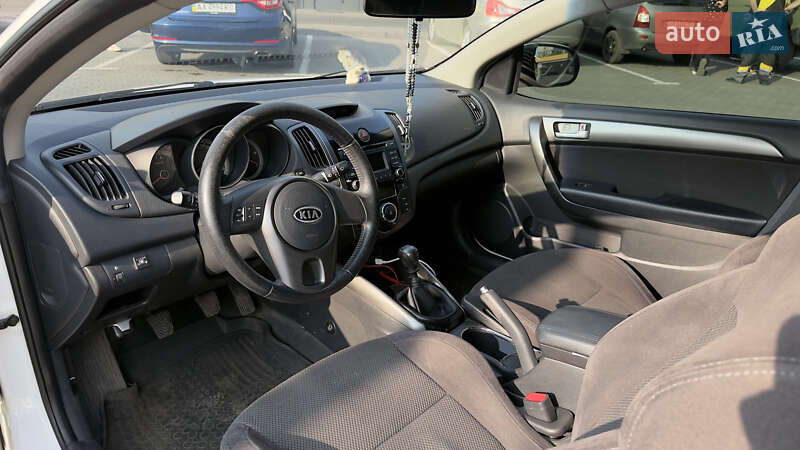 Купе Kia Cerato Koup 2011 в Днепре