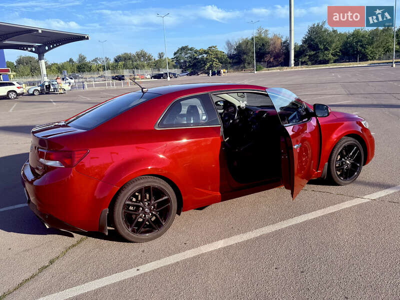 Купе Kia Cerato Koup 2011 в Запорожье
