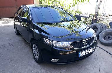 Седан Kia Cerato 2010 в Одесі