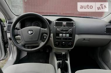 Седан Kia Cerato 2006 в Чернигове