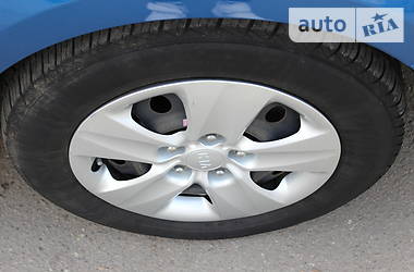 Седан Kia Cerato 2014 в 