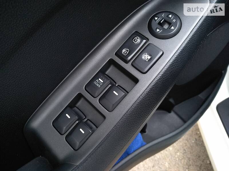 Седан Kia Cerato 2013 в Вознесенську