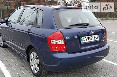 Хэтчбек Kia Cerato 2007 в Виннице