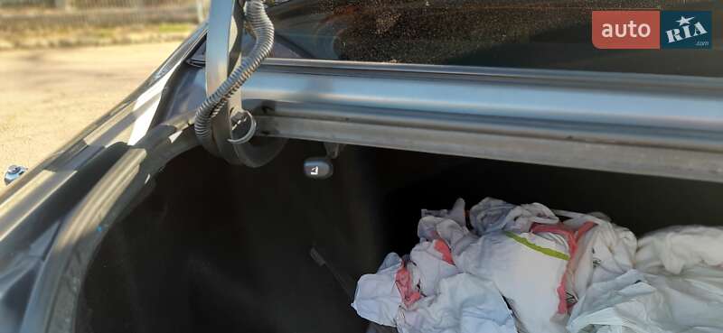 Седан Kia Cerato 2005 в Ужгороде