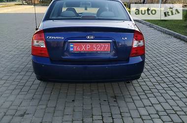 Седан Kia Cerato 2006 в Коломые