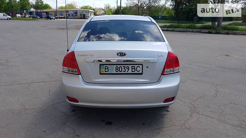 Седан Kia Cerato 2007 в Полтаві