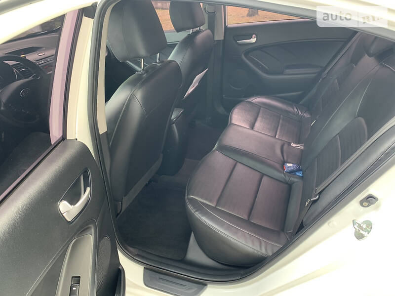 Седан Kia Cerato 2017 в Києві