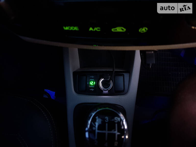 Седан Kia Cerato 2006 в Кривому Розі