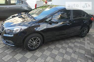 Седан Kia Cerato 2013 в Киеве