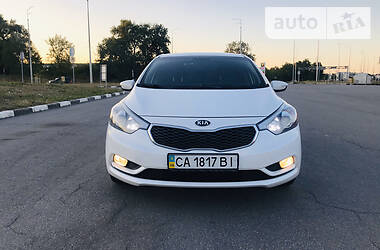 Седан Kia Cerato 2013 в Киеве