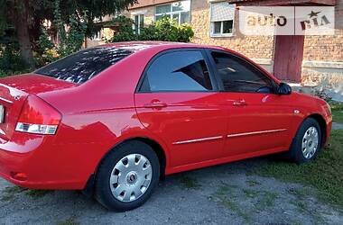 Седан Kia Cerato 2008 в Хороле