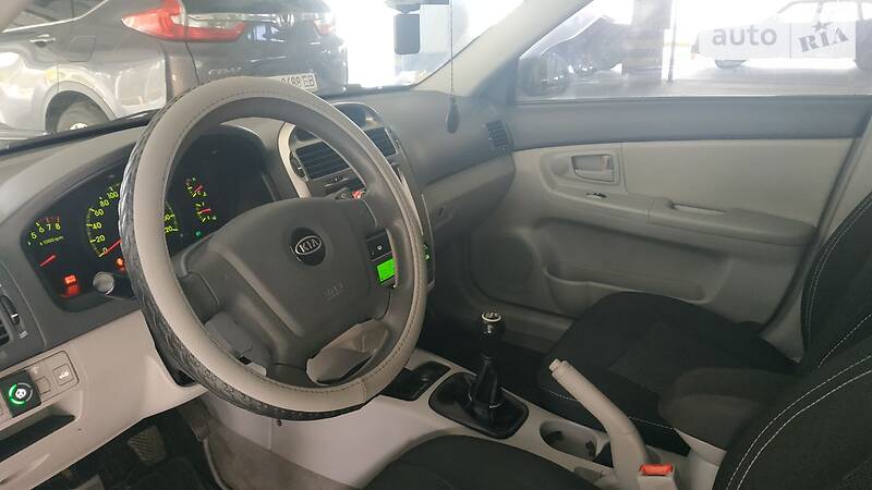 Седан Kia Cerato 2006 в Киеве