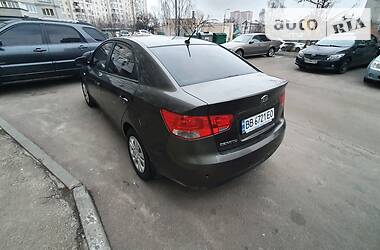 Седан Kia Cerato 2009 в Києві