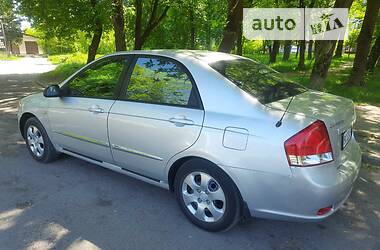 Седан Kia Cerato 2008 в Калуше