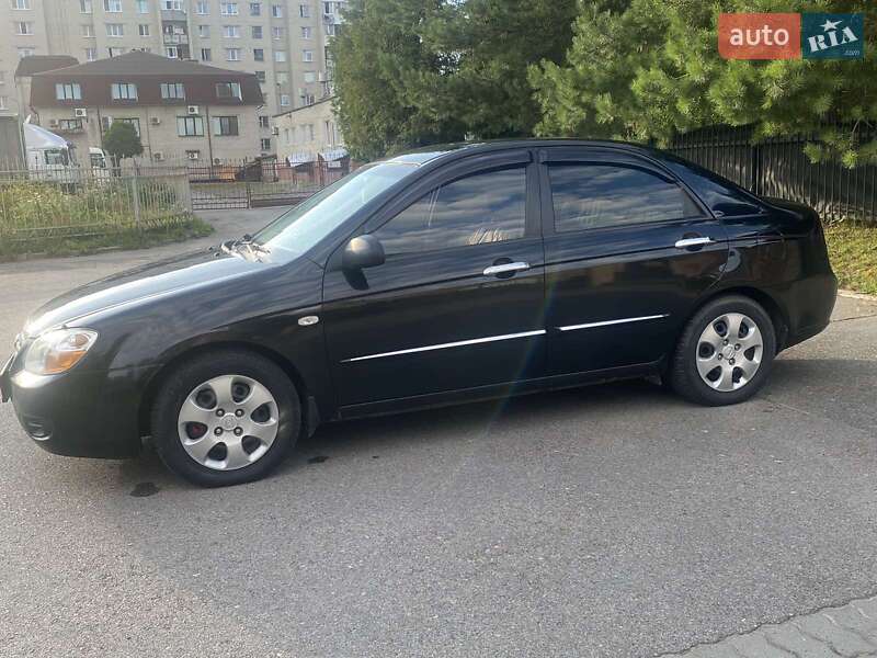 Седан Kia Cerato 2007 в Луцке